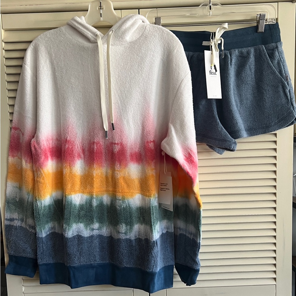 feat clothing pullover hoodie and matching shorts in Sunset Lover. Size M, NWT.